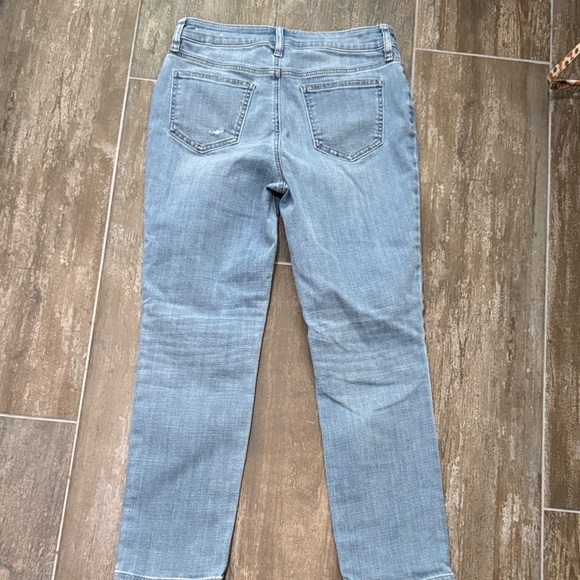 Chico's Light Blue Girlfriend slim leg crop Jeans - Picture 4 of 12